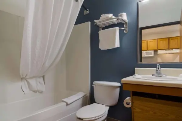 WoodSpring Suites Jacksonville I-295 East 7